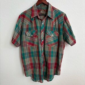 Outlaw Western Wear Men's Plaid Pearl Snap Shirt - Red and Green Size Large